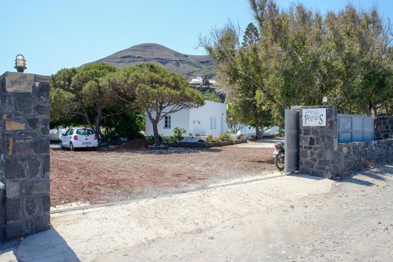 Pelagos Hotel - Oia Exterior photo