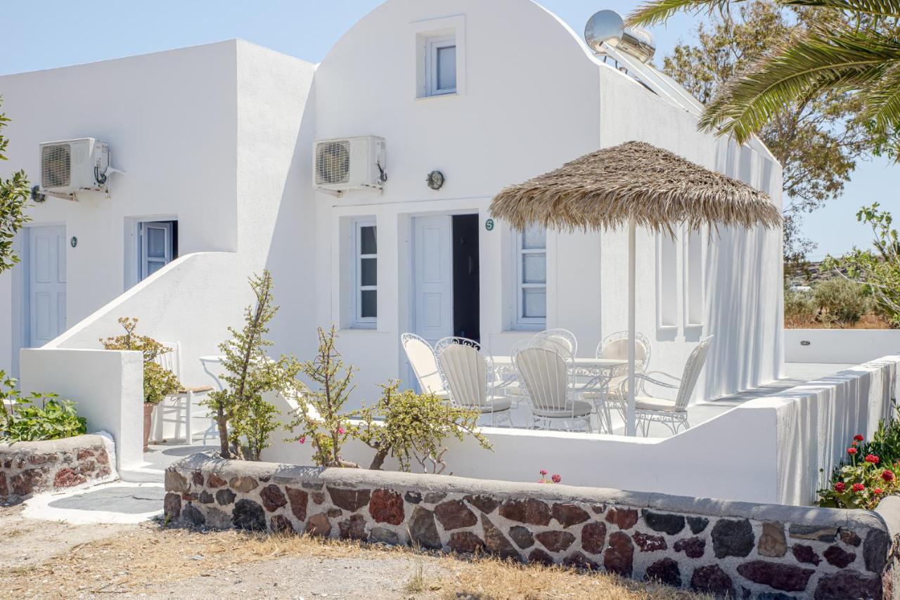 Pelagos Hotel - Oia Exterior photo