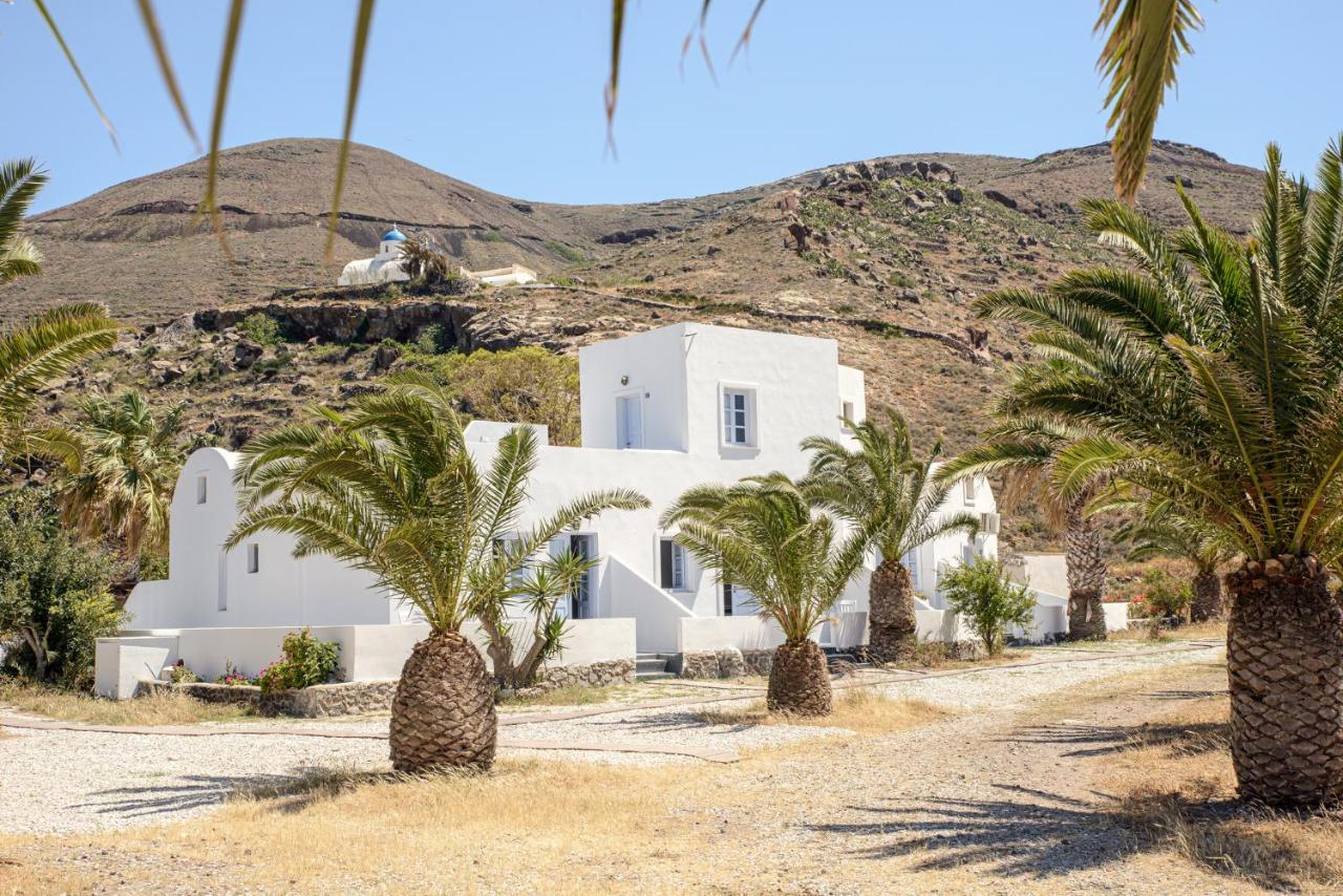 Pelagos Hotel - Oia Exterior photo