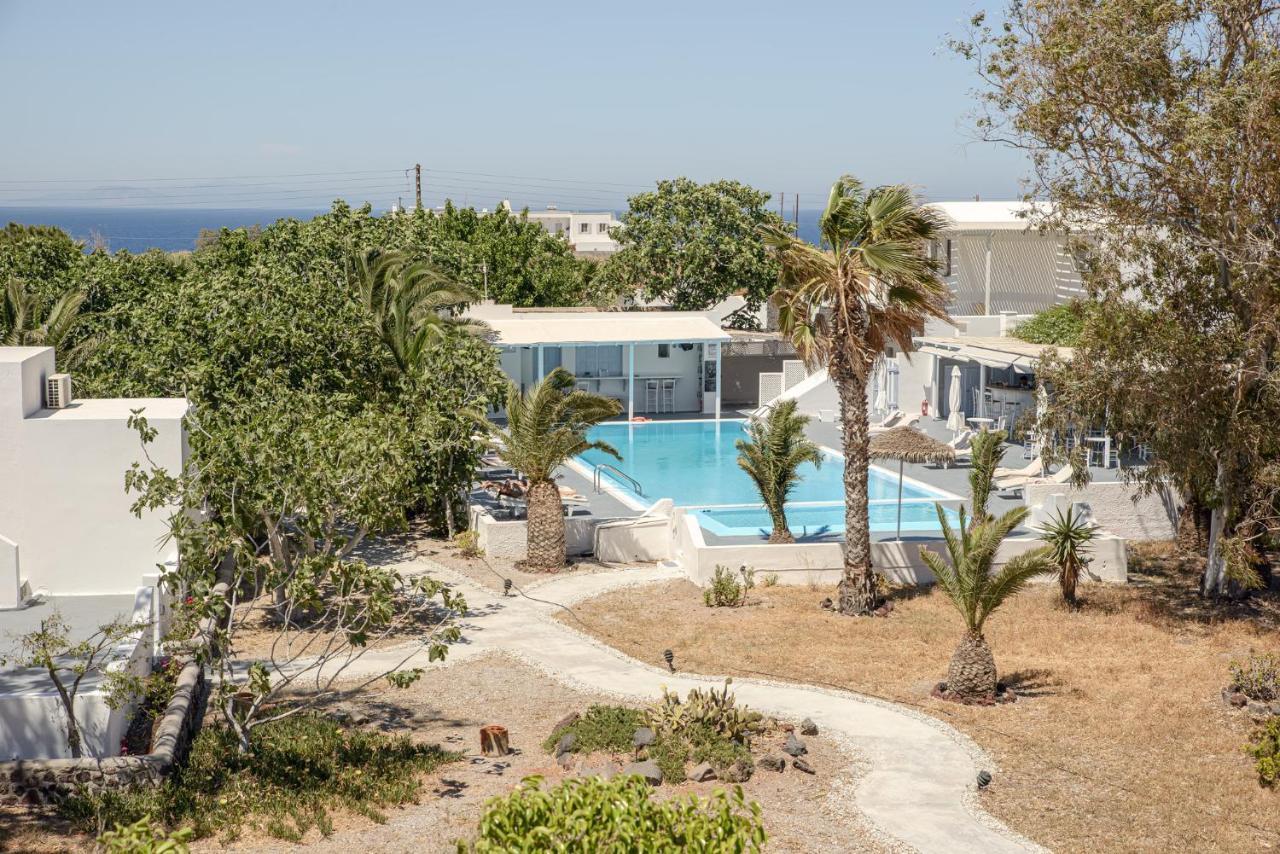 Pelagos Hotel - Oia Exterior photo